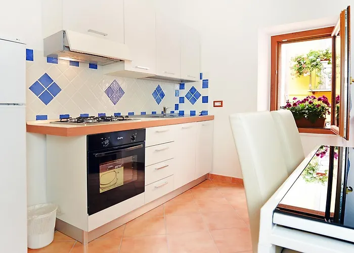 Ada\'S Guest House